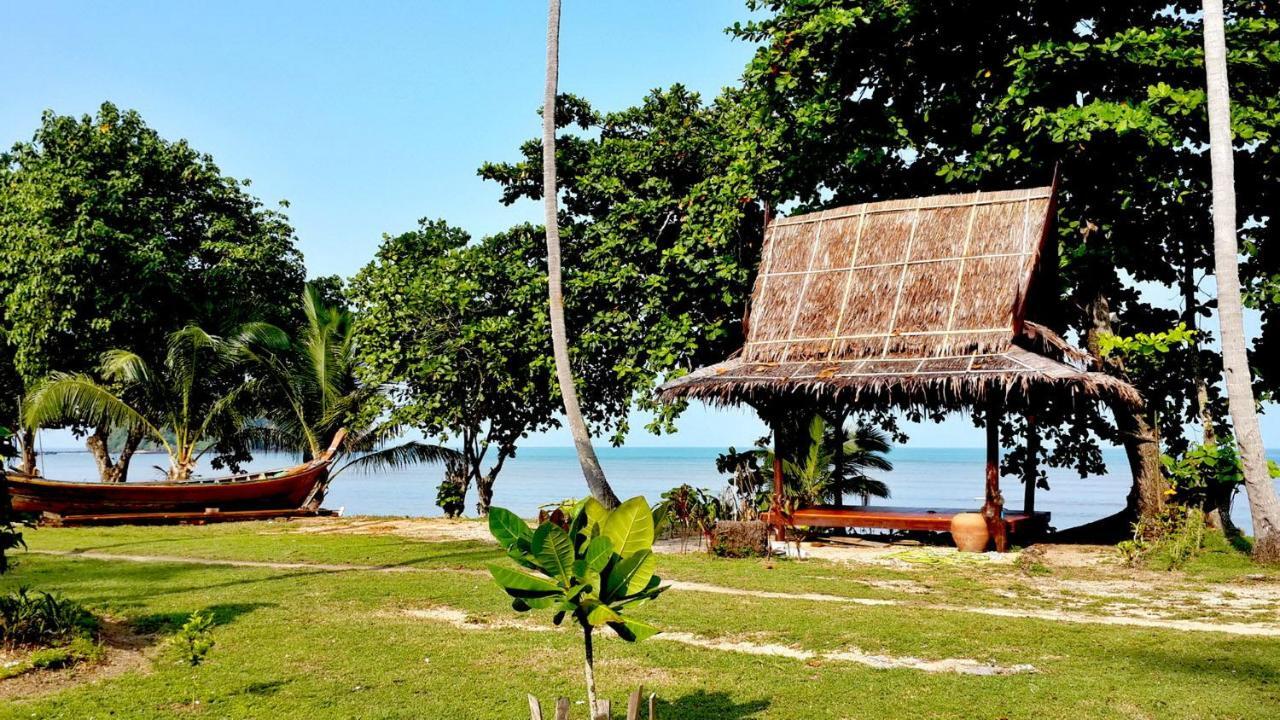 Libong Relax Beach Resort Trang Bagian luar foto